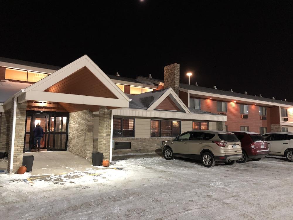 Americinn By Wyndham Fargo West Acres Buitenkant foto