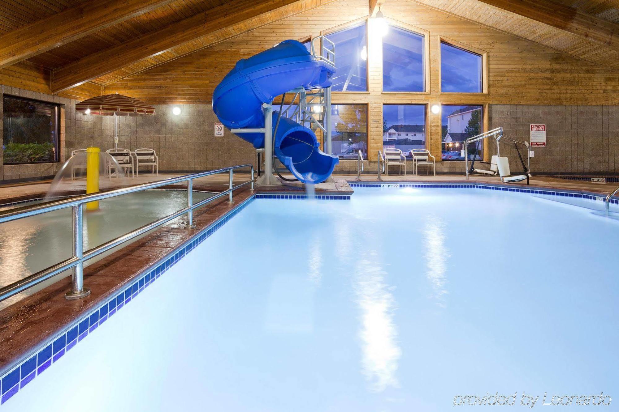Americinn By Wyndham Fargo West Acres Buitenkant foto